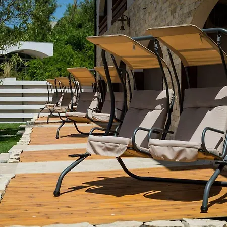 Viilalac Hotel 3*